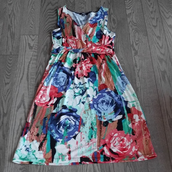 👠👠👠Nice strechy dress by Elementz 👠👠 - Picture 3 of 8